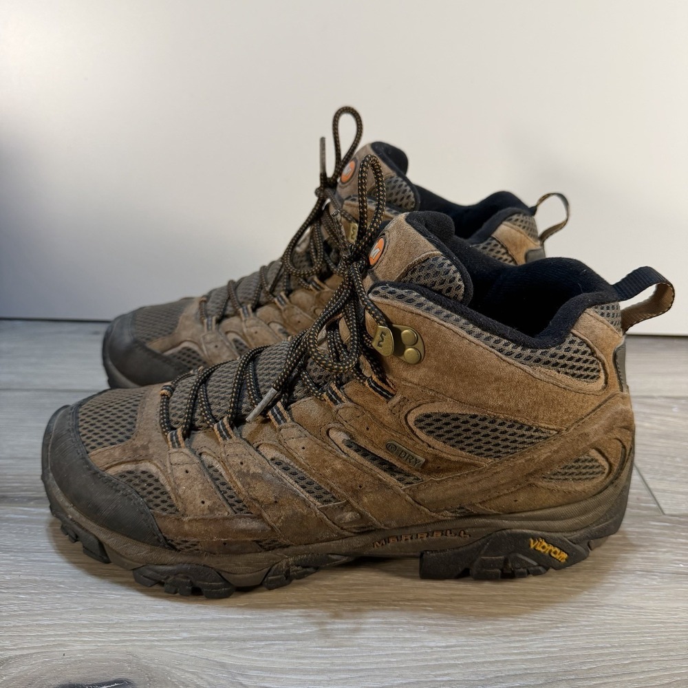 Merrell Mens Size 11 Mid-Cut Moab 2 Waterproof Trail Hiking Boots J06051